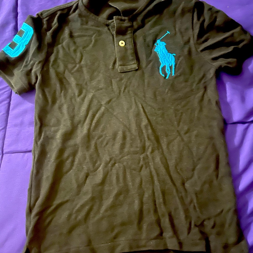 Gently used size 6 Ralph Lauren polo shirt